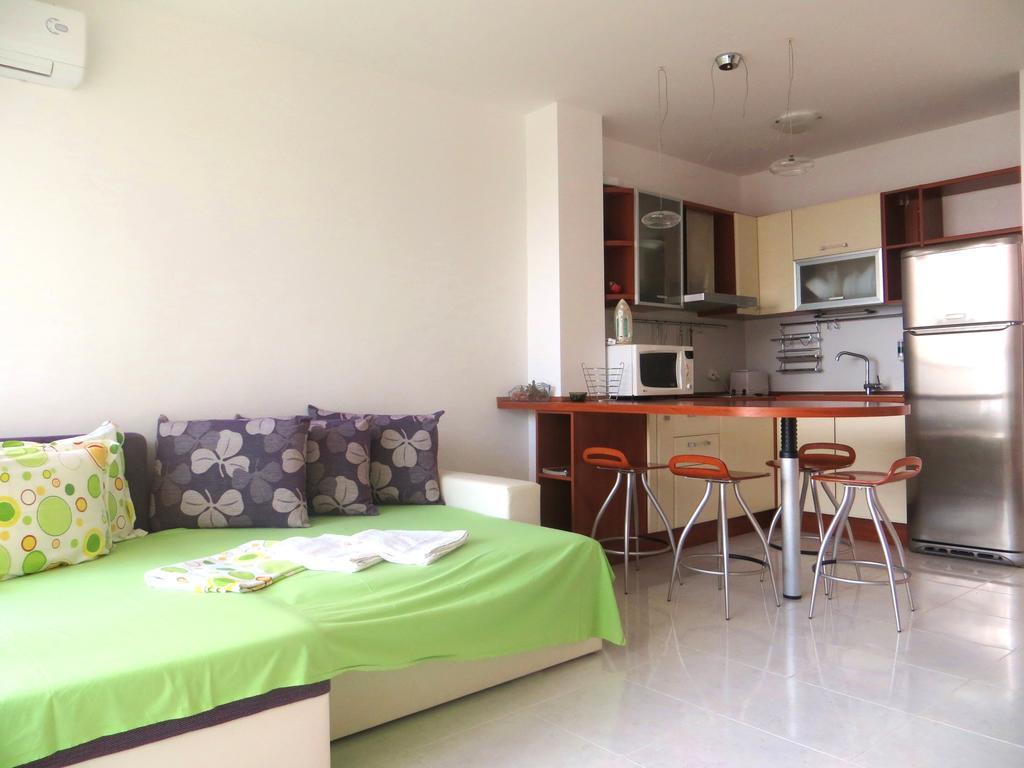 Holiday Apartment In Riviera Complex Sveti Vlas Bilik gambar