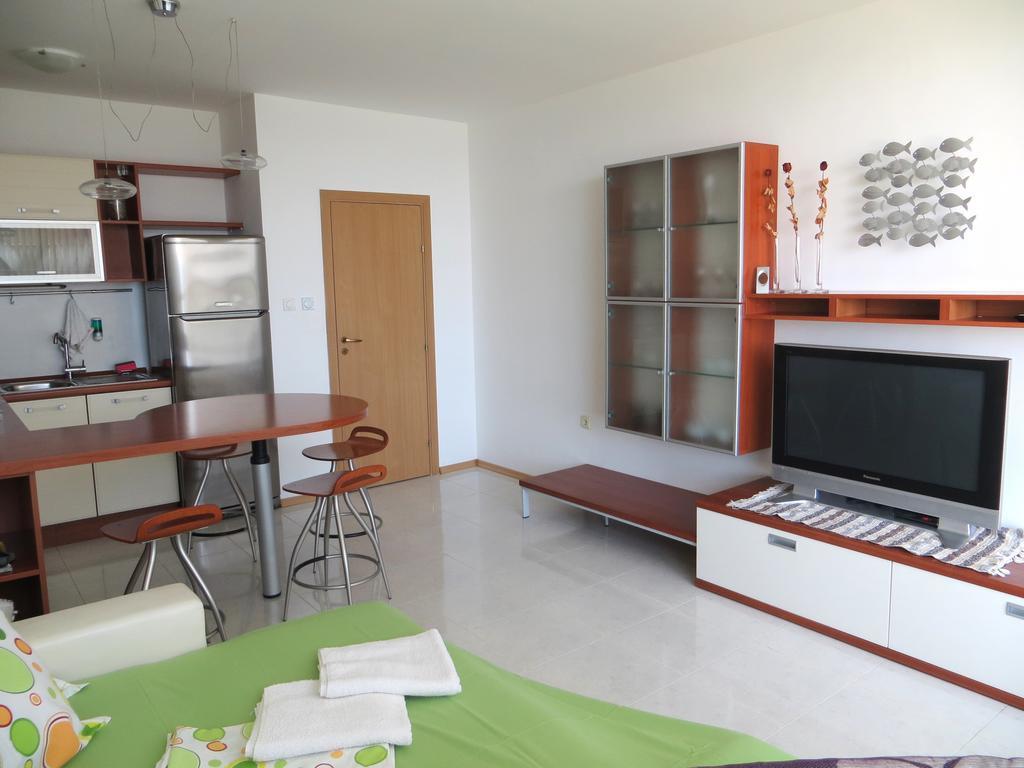 Holiday Apartment In Riviera Complex Sveti Vlas Bilik gambar