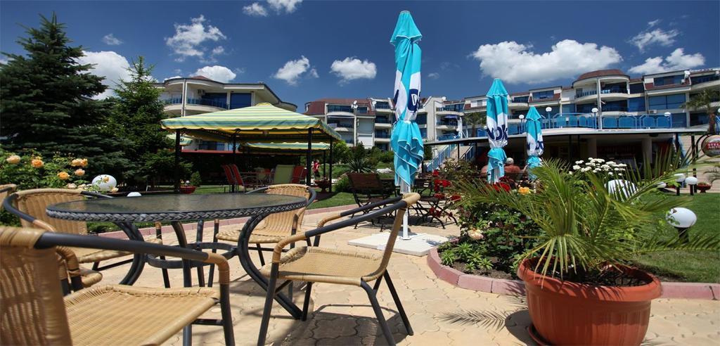 Holiday Apartment In Riviera Complex Sveti Vlas Luaran gambar